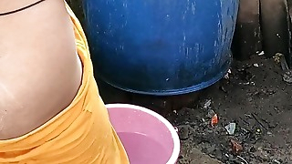 Anita yadav bathing outside with hot ass