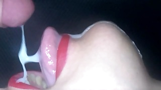 CLOSE UP: Awesome Mouth to FUCK