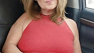 Hottest MILF Ever - Let me seduce you in my car