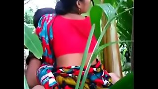 Indian Farm Wife Fucked In The Jungle